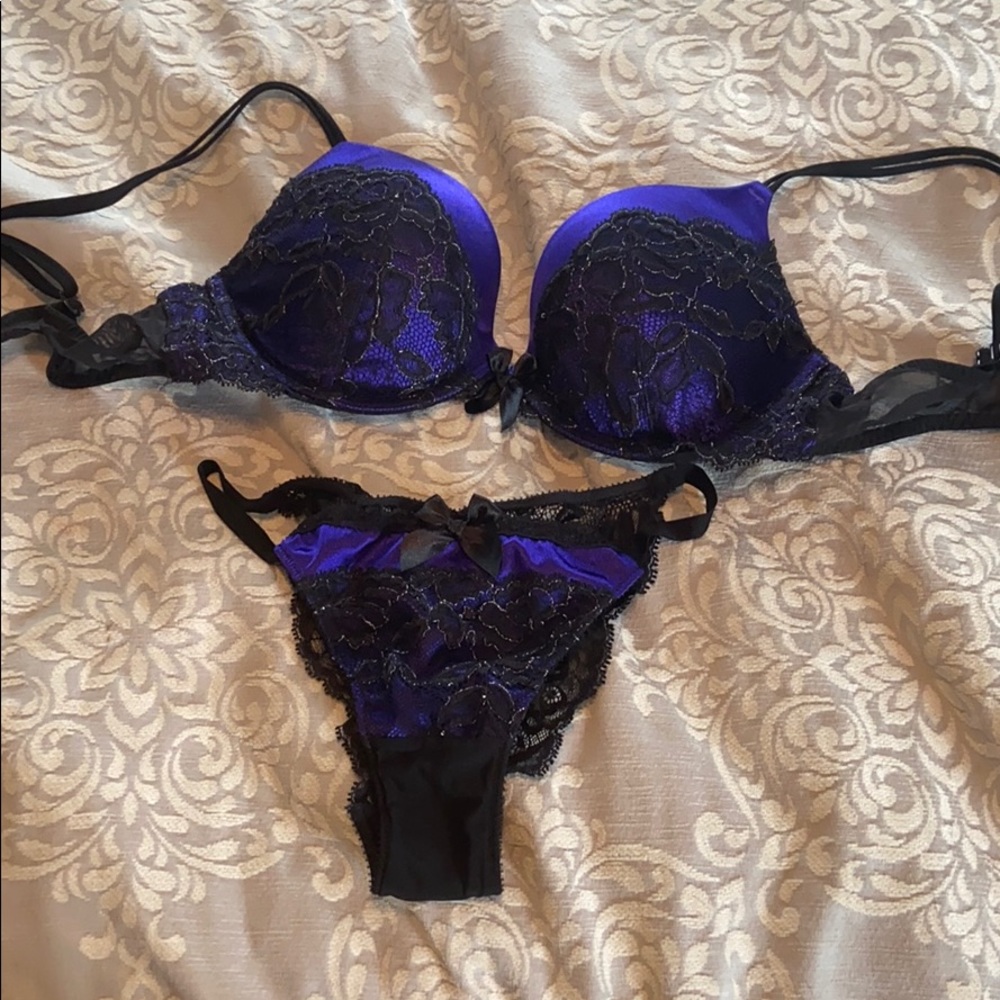 Victoria’s Secret Bra and Pantie set